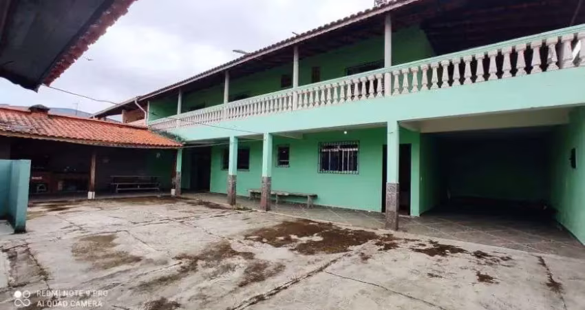 Casa lado praia com 3 quartos no bairro guacyra em itanhaem