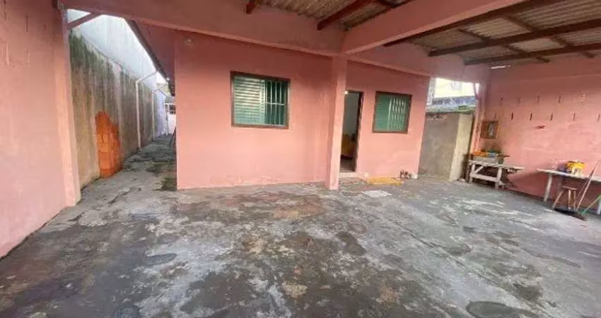 Casa lado praia á 1.400 metros do mar no bairro gaivota em itanhaem