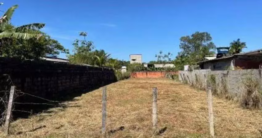 Terreno no bairro sitio velho lado serra em itanhaem