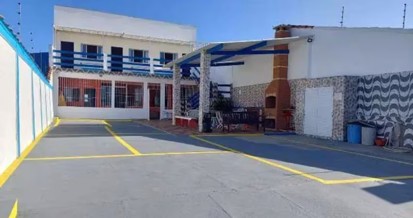 Casa lado praia em frente ao mar com churraqueira no bairro do jamaica em itanhaem