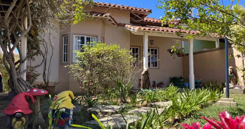 Casa a venda em miguel pereira, bairro portal das mansões com suite