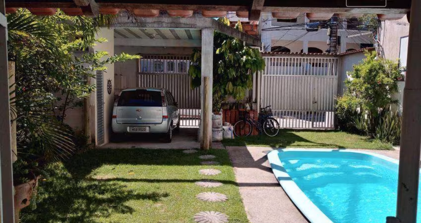 Casa com 5 dormitórios à venda, 240 m² por R$ 735.000 - Centro - Vila Velha/ES