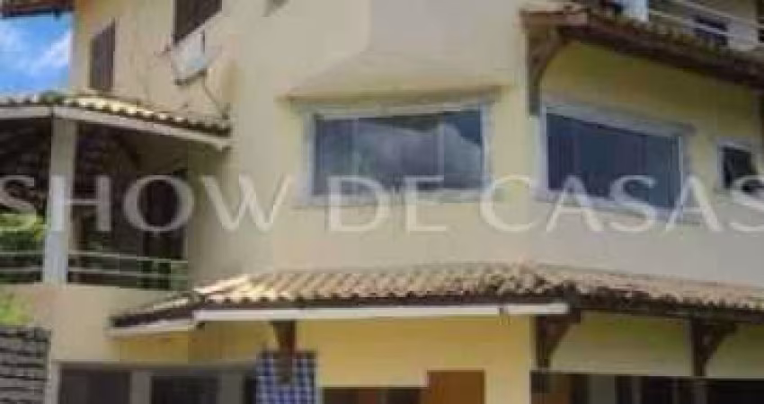 Casa em condomínio fechado com 5 quartos à venda na Estrada Washington Luís, --, Sapê, Niterói