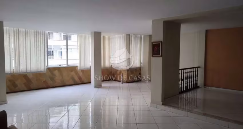 Apartamento a pouquíssimos metros da praia, em copacabana  -  rio de janeiro