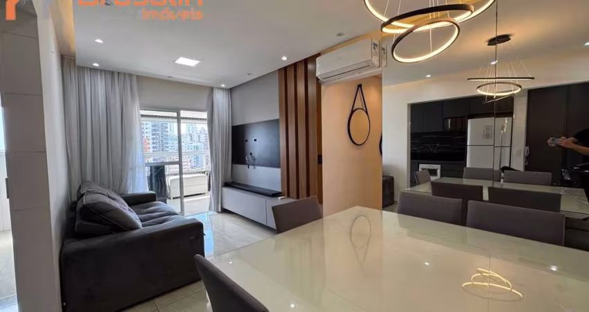 Apartamento 2 dormitórios sendo uma suíte mobiliado e decorado - Guiulhermina, Praia Grande/SP