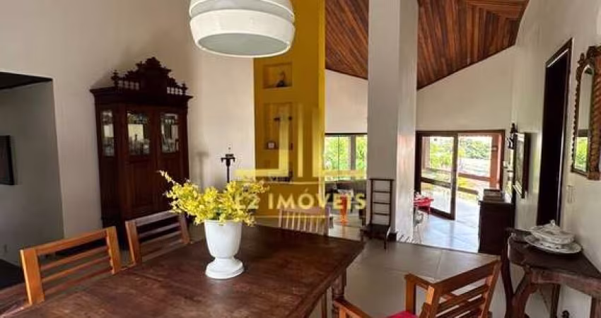 CASA DE LUXO - 3 QUARTOS SENDO 2 SUÍTES - HORTO FLORESTAL