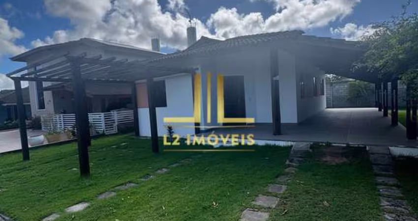CASA - 3 QUARTOS SENDO 1 SUÍTE - ABRANTES