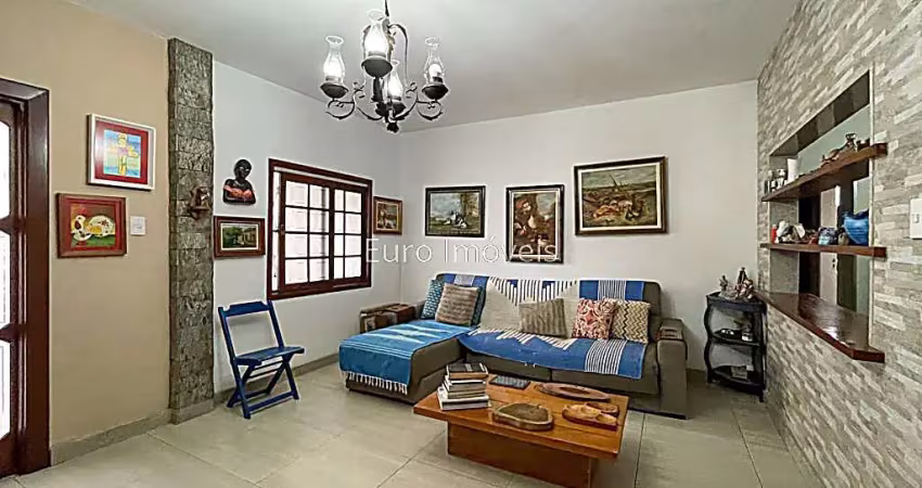 Casa 4 quartos - Bom Pastor