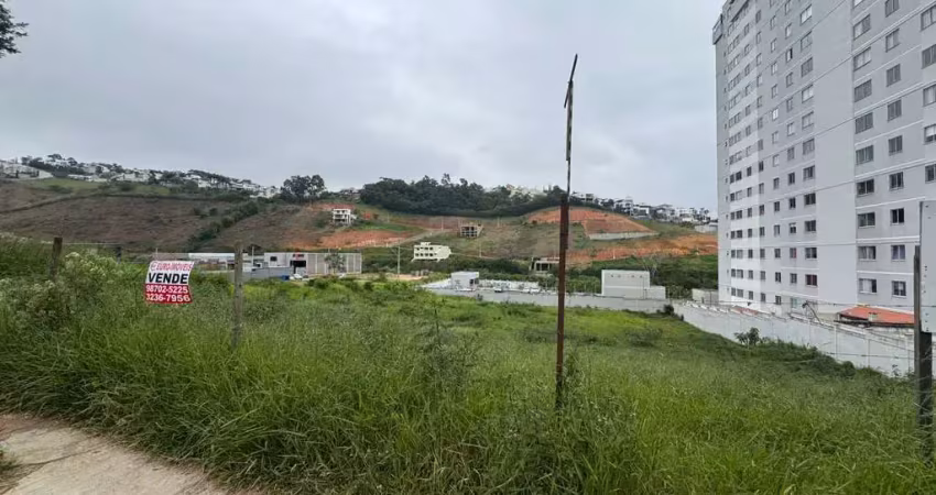 Terreno à venda na Rua José Victório Castegliani, Marilândia, Juiz de Fora