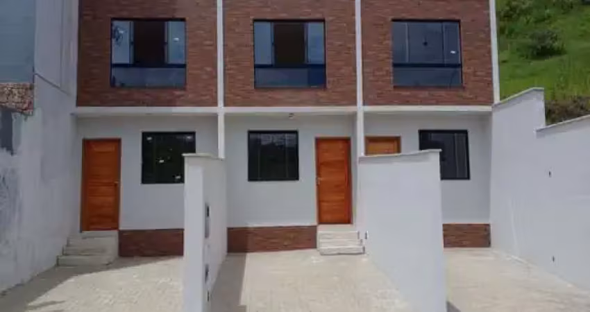 Casa com 2 quartos à venda na Rua Henrique Miranda Sá, Bom Jardim, Juiz de Fora