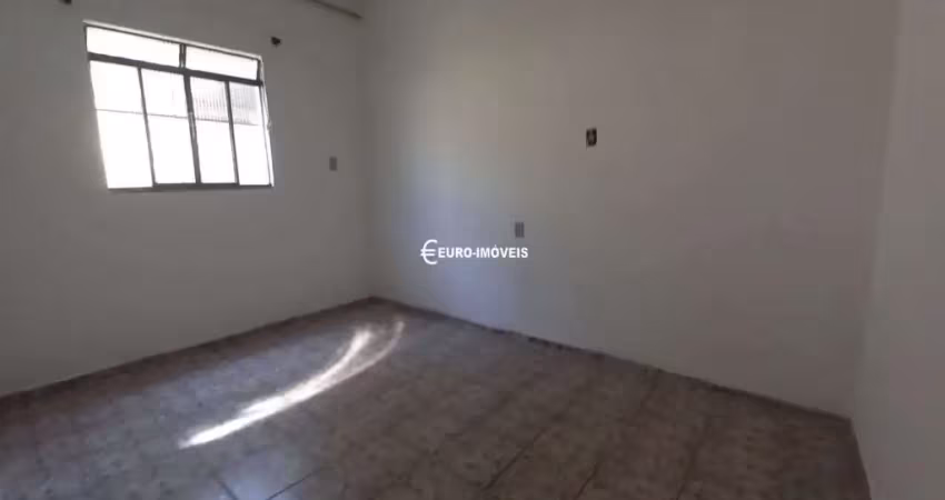 Casa com 3 quartos à venda na Rua Professor Villas Bouçada, Santos Dumont, Juiz de Fora
