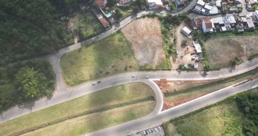 Terreno à venda na Rua José Kirchmaier, São Pedro, Juiz de Fora