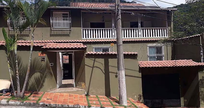 Casa 6 quartos - Vale do Ipê