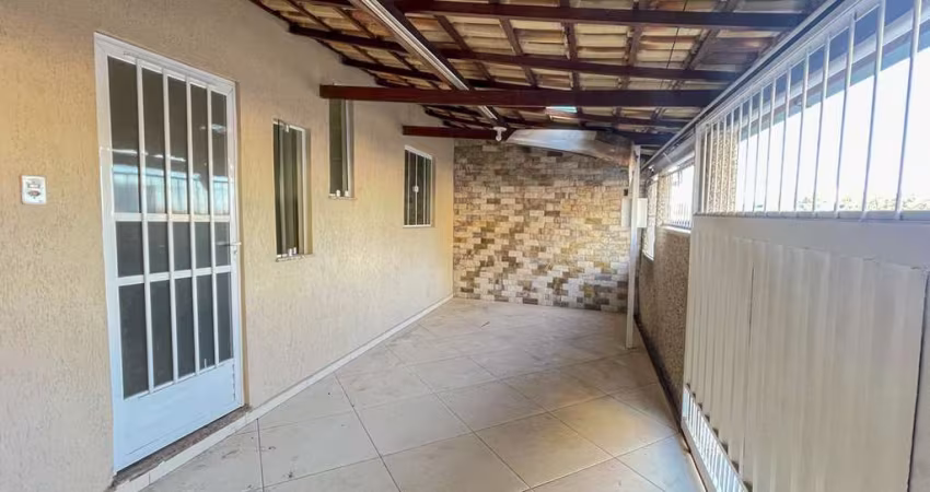 Casa 2 quartos - Caiçaras