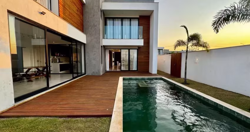 Casa 4 quartos - Condomínio Alphaville