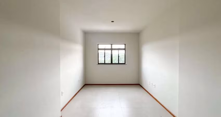 Apartamento com 2 quartos à venda na Rua Christovam Molinari, Morro da Glória, Juiz de Fora