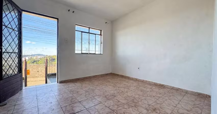 Casa com 3 quartos à venda na Rua José Venâncio Rabello, Santos Dumont, Juiz de Fora