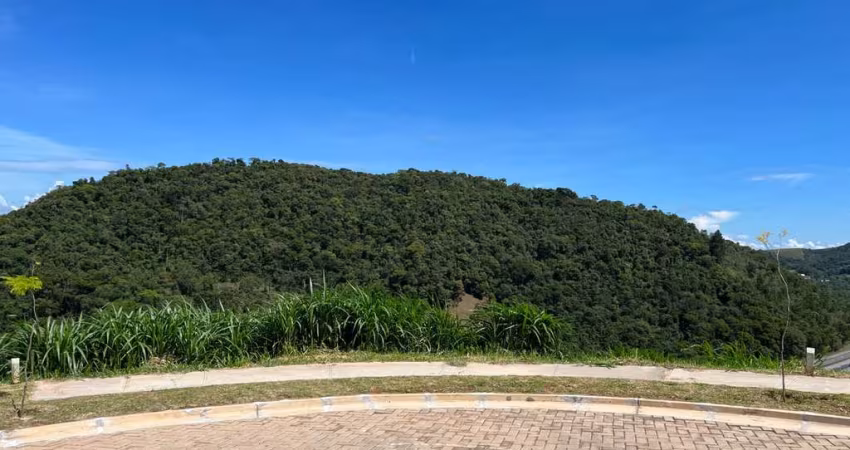 Condomínio Estrela do Lago