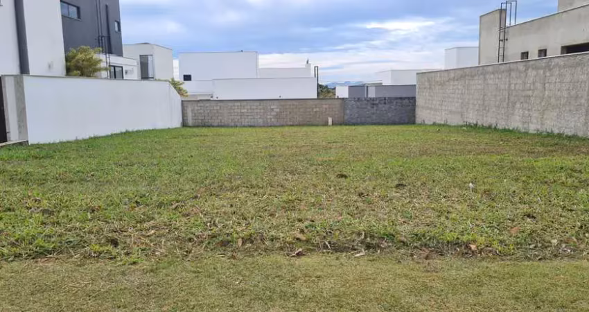 Terreno em condomínio fechado à venda em Alphaville, Juiz de Fora 