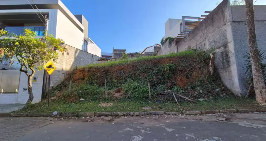 Terreno em condomínio fechado à venda no São Pedro, Juiz de Fora 