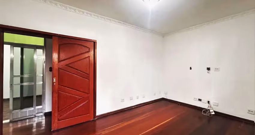 Casa com 4 quartos à venda no Democrata, Juiz de Fora 