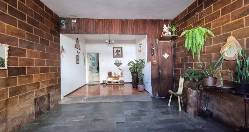 Casa com 3 quartos à venda no Mariano Procópio, Juiz de Fora 