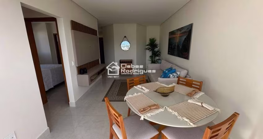 Apartamento novo na segunda quadra do mar.