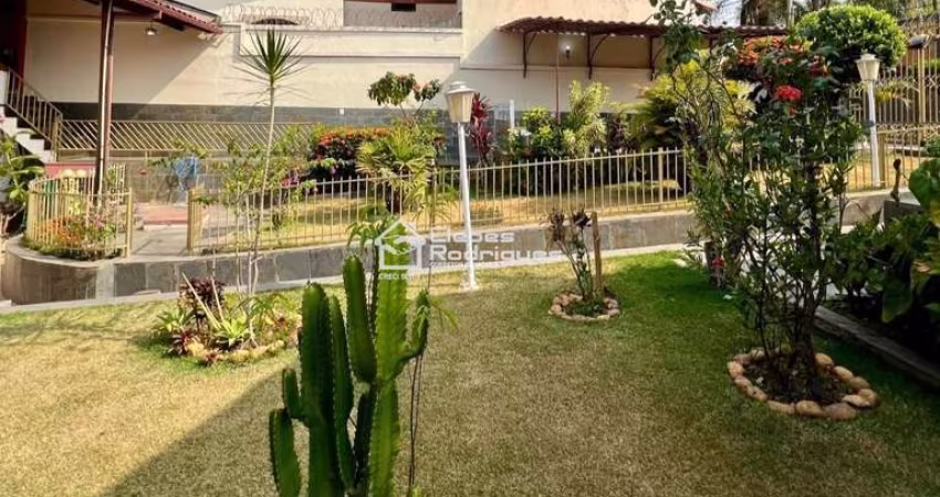 2 Casas Próxima à Lagoa da Pampulha!