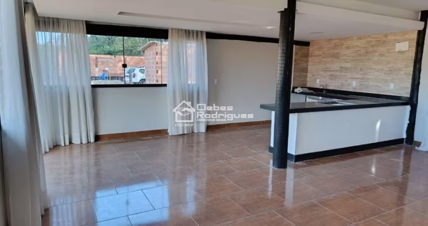 Casa nova de dois quartos próximo ao café figueira