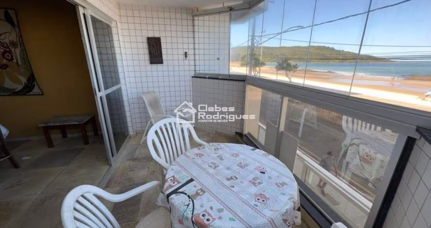 Apartamento à venda  Frente para o mar em Guarapari
