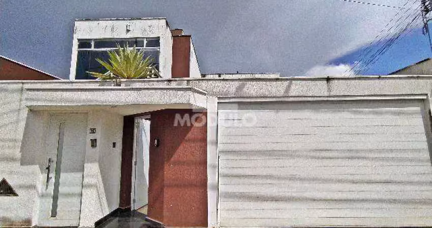 Casa Residencial para locação no Bairro Cazeca