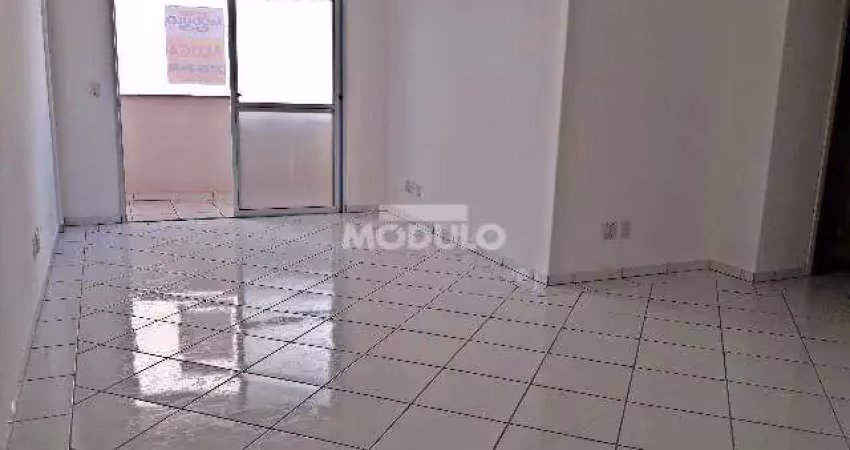 Apartamento para locação no bairro patrimônio com 3 quartos