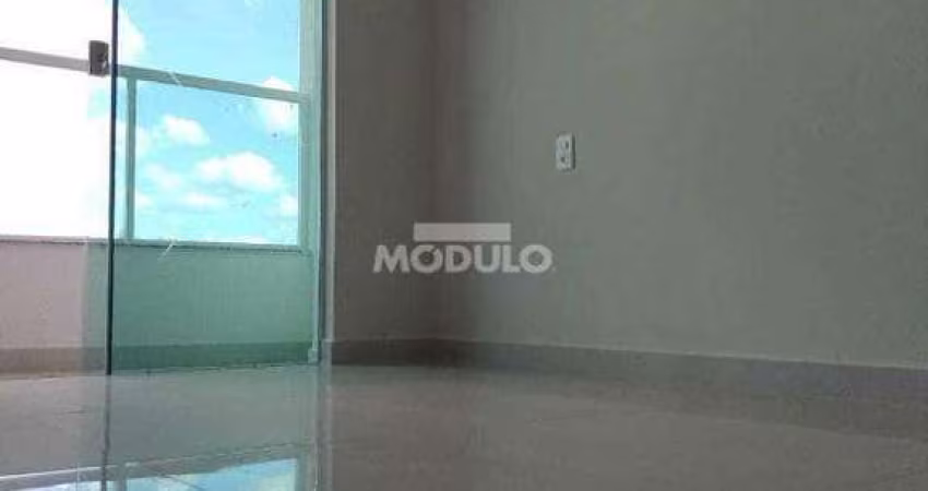 APARTAMENTO à venda, 2 quartos, 1 suíte, Osvaldo Rezende - Uberlândia/MG