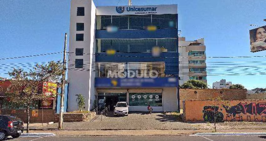 Sala comercial para locação no Cazeca