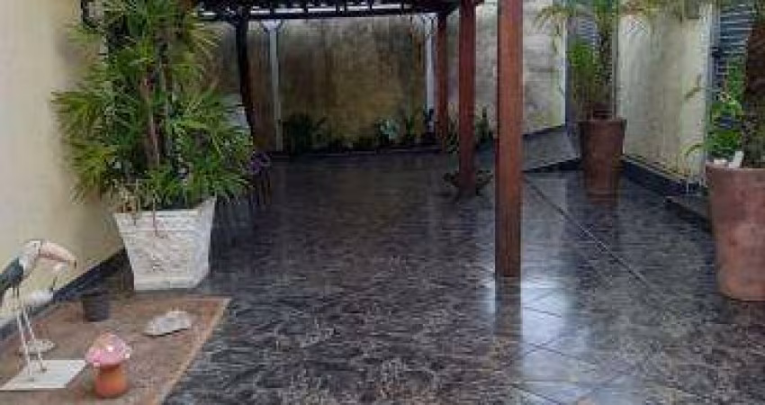 CASA RESIDENCIAL à venda, 2 quartos, 1 suíte, 4 vagas, Tubalina - Uberlândia/MG