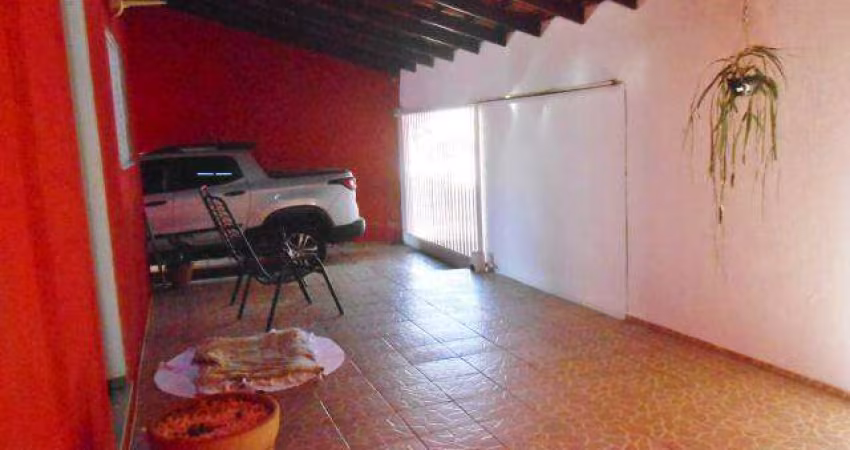 CASA RESIDENCIAL à venda, 3 quartos, 1 suíte, 2 vagas, CARAJAS - Uberlândia/MG