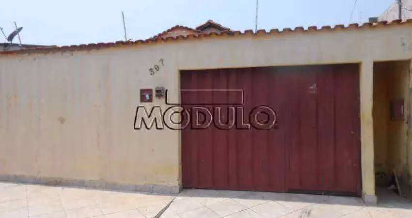 CASA RESIDENCIAL à venda, 3 quartos, 1 suíte, 1 vaga, AURORA - Uberlândia/MG