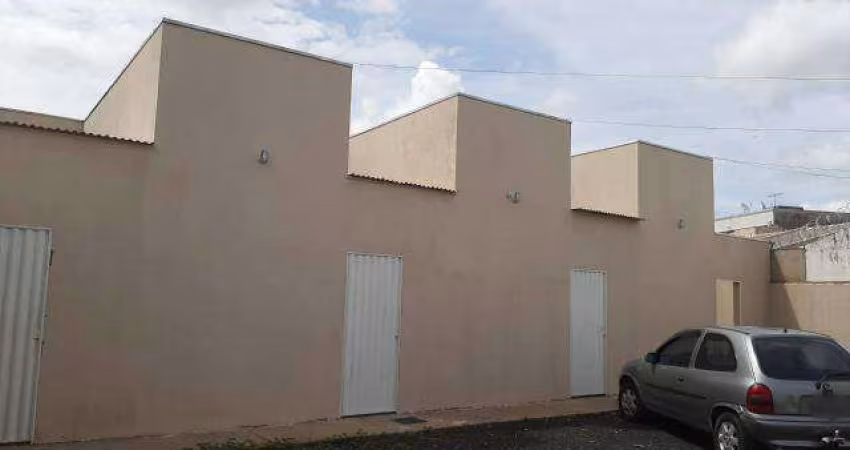 CASA RESIDENCIAL à venda, 2 quartos, 1 suíte, 1 vaga, Shopping Park - Uberlândia/MG