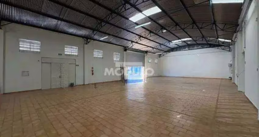 Barracão / Galpão / Depósito para alugar na Avenida Arnaldo Contursi, --, Marta Helena, Uberlândia