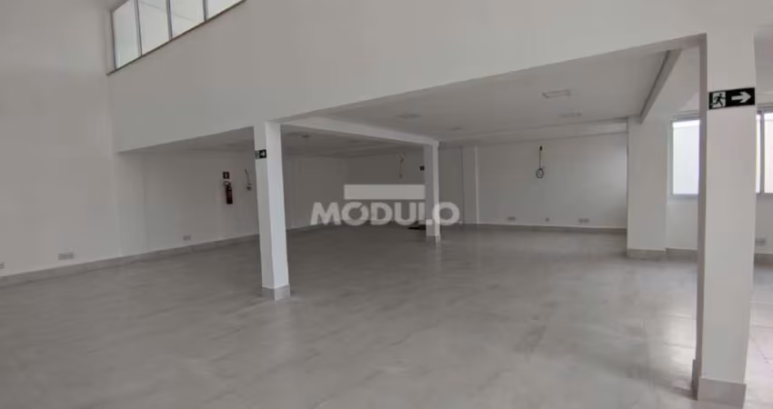 Galpão/Depósito/Barracão à venda, 7 vagas, JARAGUA - Uberlândia/MG