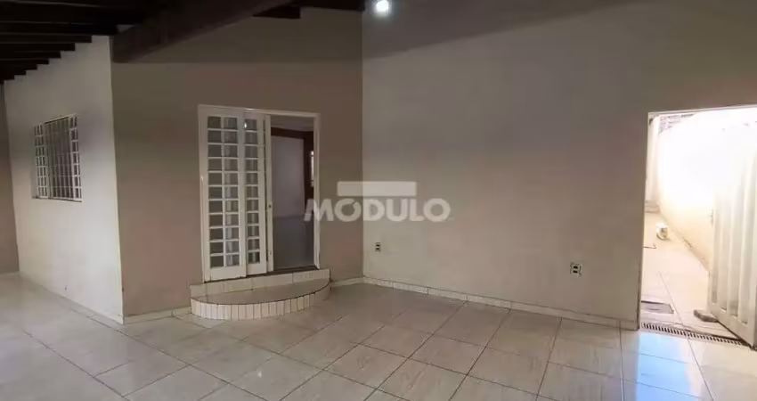Casa residencial para locação bairro jardim patrícia com 3 quartos