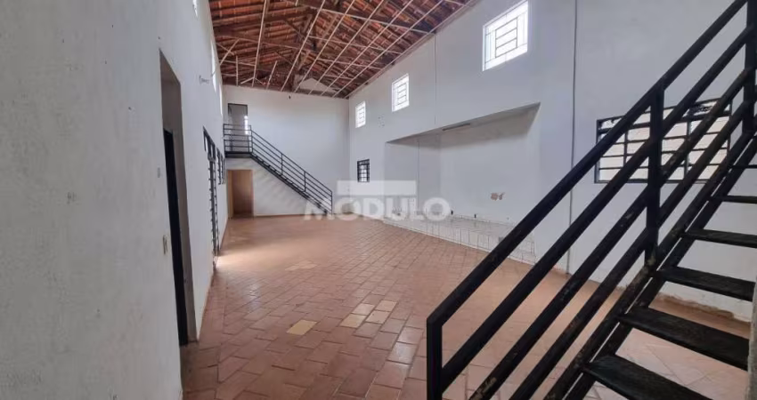 Galpão comercial para locação no bairro Santa Mônica