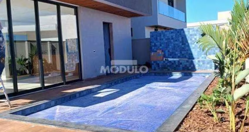 Excelente Sobrado de Luxo em Condominio Cyrela, 4 suites