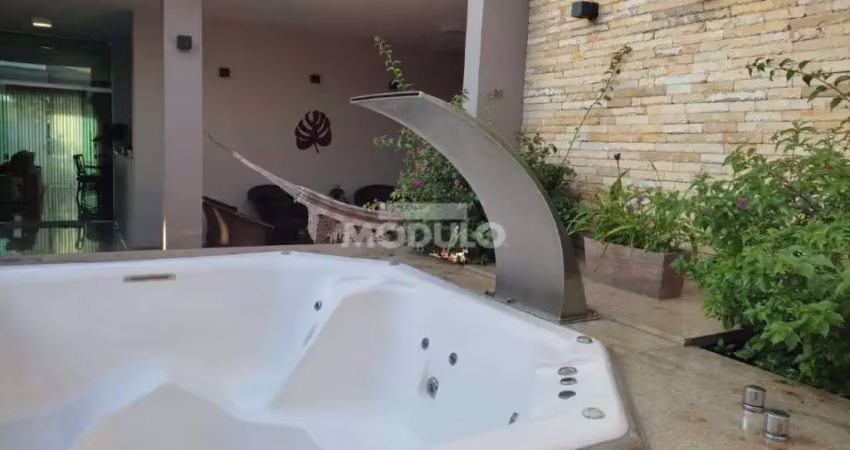 Exelente Sobrado com Fino Acabamento no Planalto
