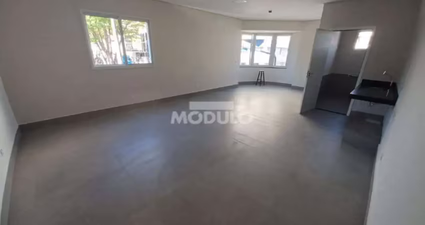 Sala comercial para alugar na Praça Tubal Vilela, --, Centro, Uberlândia