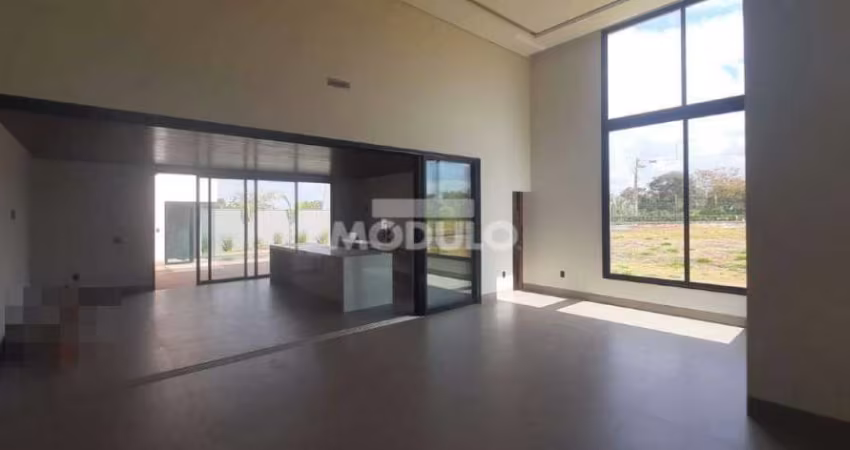 CASA DE CONDOMÍNIO à venda, 3 quartos, 1 suíte, 3 vagas, JARDIM BOTANICO - Uberlândia/MG