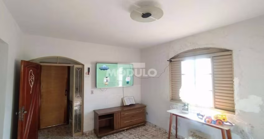PRÉDIO à venda, 4 quartos, 2 suítes, 1 vaga, TIBERY - Uberlândia/MG