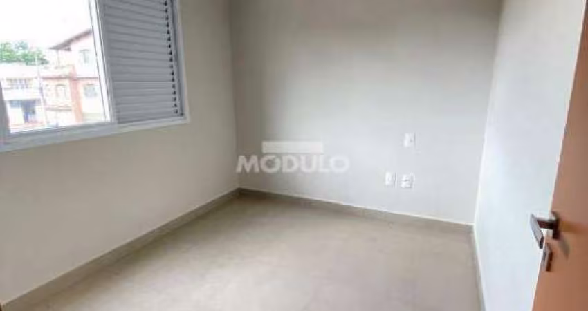 APARTAMENTO à venda, 3 quartos, 1 suíte, 1 vaga, Saraiva - Uberlândia/MG
