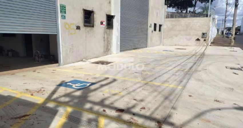 Galpão para locação no bairro Marta Helena