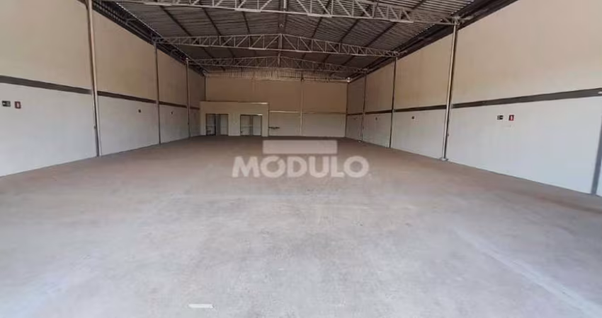 Galpão Comercial no bairro Shopping Park